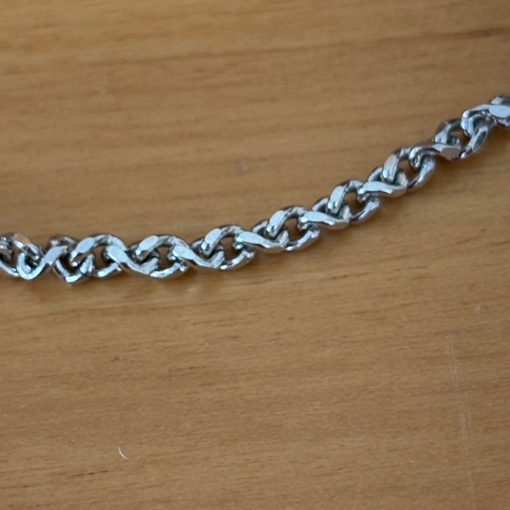 Yves Saint Laurent Silver Tone Chain Geometric Pendant Crystals 20.5-22" extend - Picture 10 of 14